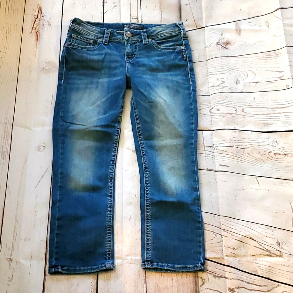Silver Jeans Aiko midcapri dark wash 29X22